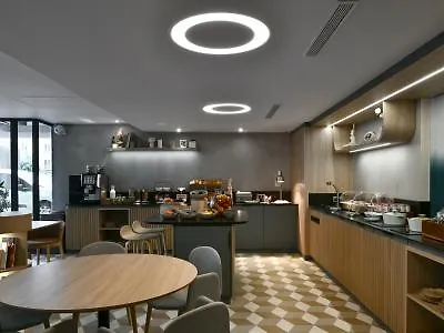 Citadines Les Halles 4*
