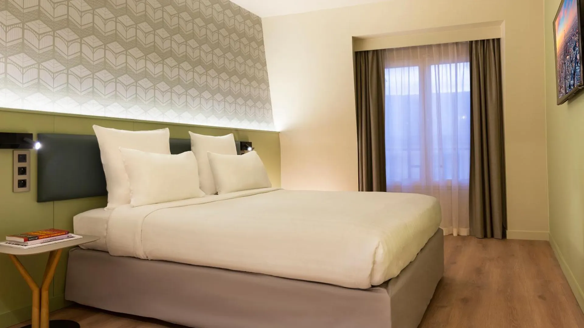 Aparthotel Citadines Les Halles 4*