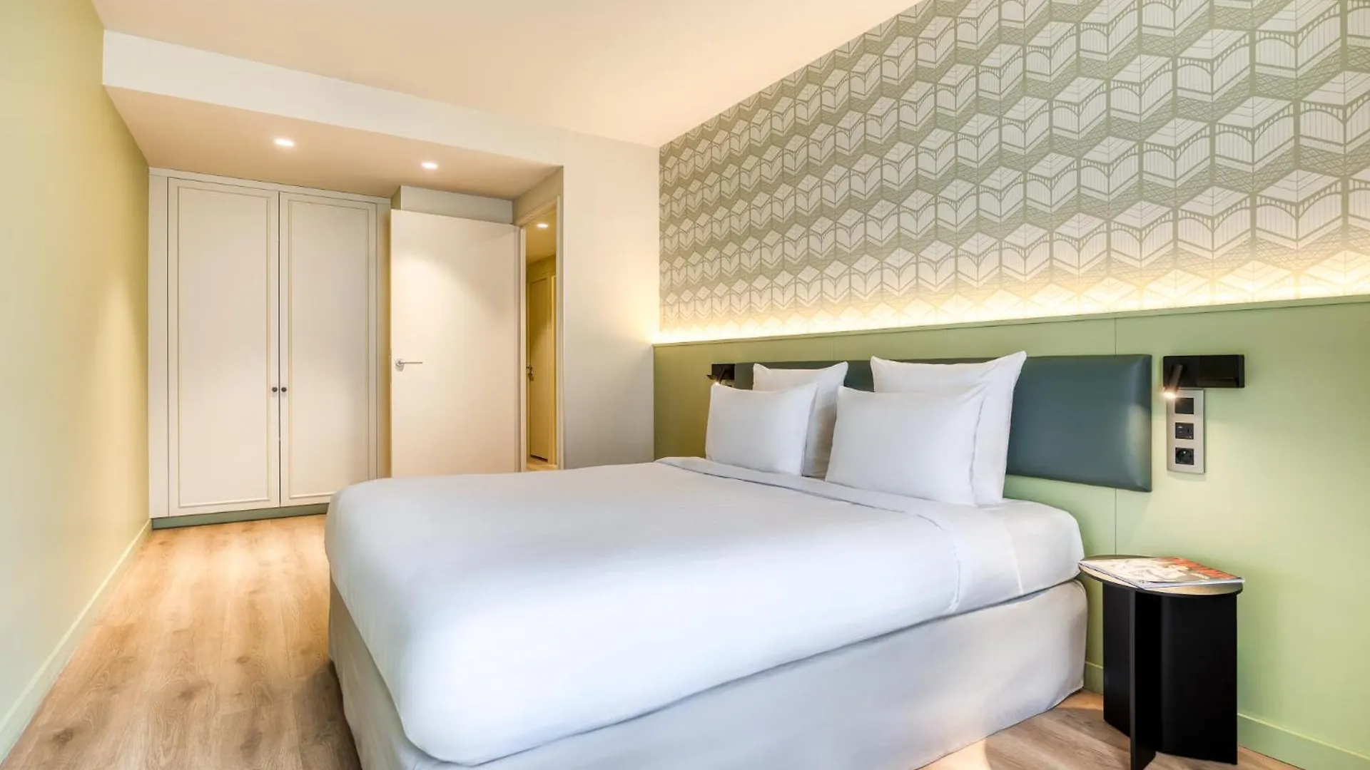 Citadines Les Halles 4*